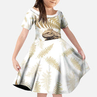 Gold New Zealand Tuatara Family Matching Summer Maxi Dress and Hawaiian Shirt Aotearoa Sphenodon Punctatus Silver Fern LT14 Daughter's Dress Gold - Polynesian Pride