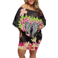 Polynesia Valentine's Day Family Matching Off Shoulder Short Dress and Hawaiian Shirt Hammerhead Shark Plumeria With Polynesian Pattern LT14 Mom's Dress Black - Polynesian Pride