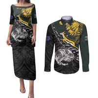 New Zealand and South Africa Rugby Personalised Couples Matching Puletasi and Long Sleeve Button Shirt Maori Kiwi With Springboks LT15 Black - Polynesian Pride
