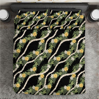 Hawaiian Pikake Maile Lei Bedding Set Tiare Hibiscus Kalo Palapalai Leaf Black