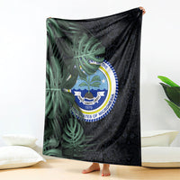 Federated States Of Micronesia Blanket FSM Tropical Monstera Leaf Dark Tribal Pattern TS04 - Polynesian Pride