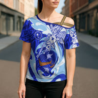 Chuuk Micronesian Roots Cross Shoulder Shirt Polynesian Tribal Pattern Hibiscus Flower And Stingray Art TS04 - Polynesian Pride