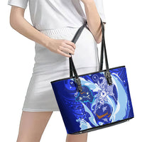 Chuuk Micronesian Roots Leather Tote Bag Polynesian Tribal Pattern Hibiscus Flower And Stingray Art TS04 - Polynesian Pride