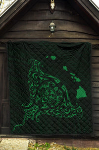Rays Hawaii Map Polynesian Premium Quilt - Green - Polynesian Pride