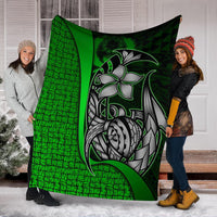 Pohnpei Micronesia Premium Blanket Green - Turtle With Hook - Polynesian Pride