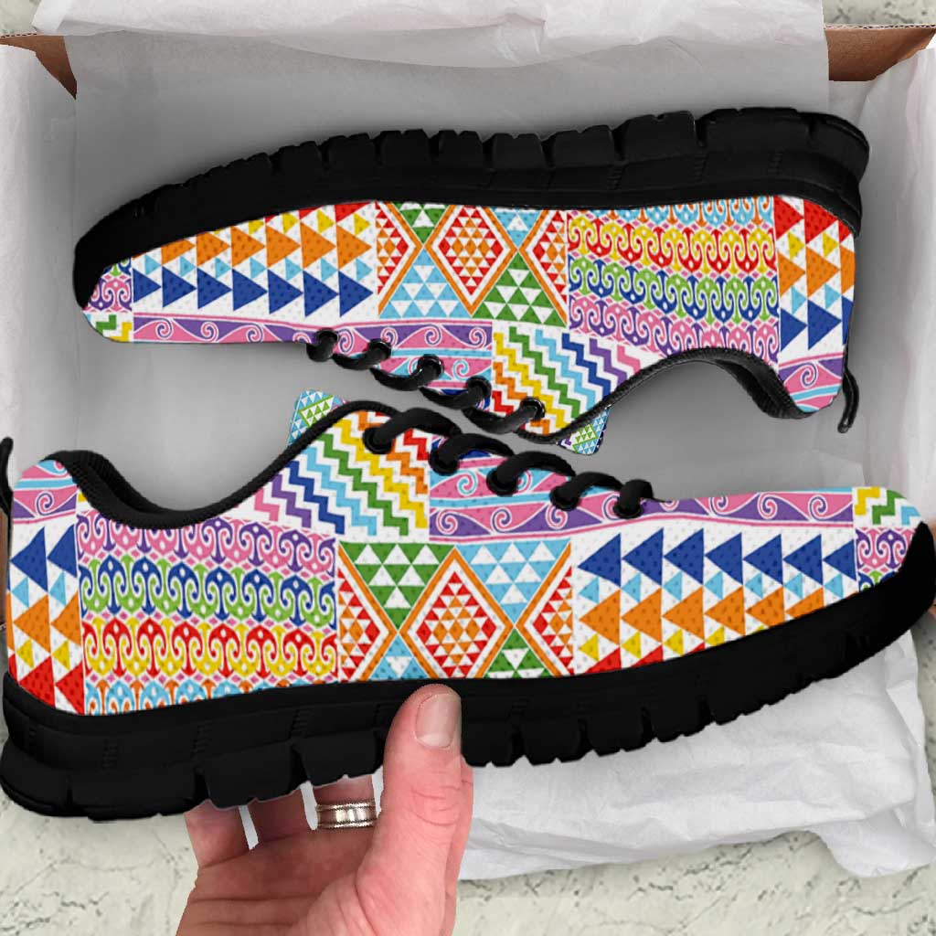 Aotearoa Kowhaiwhai Taniko Patchwork Rainbow Motifs Sneakers LT9 Rainbow - Polynesian Pride