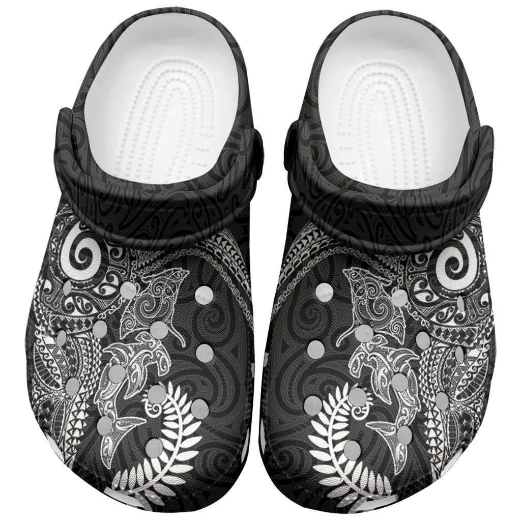 Aotearoa Maori Sea Animals Tribal Clogs Shoes Manta Ray and Shark Moko Pattern Black Color