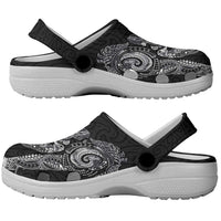 Aotearoa Moko Tribal Tattoo Clogs Shoes New Zealand Maori Penguin and Fantail Black Color LT03 - Polynesian Pride