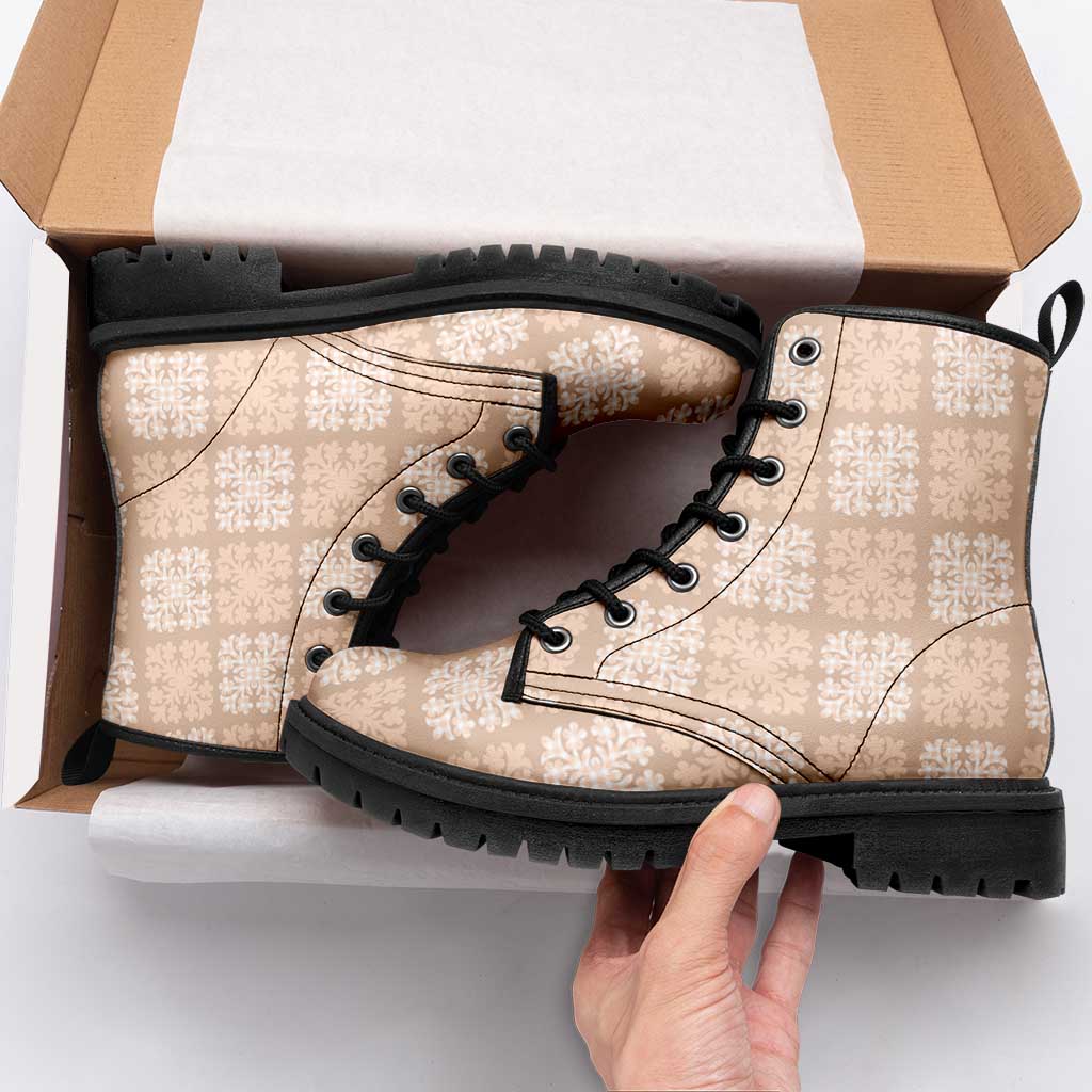 Beige Palaka Quilt Hawaii Leather Boots Traditional Hawaii-plaid Pattern - Polynesian Pride