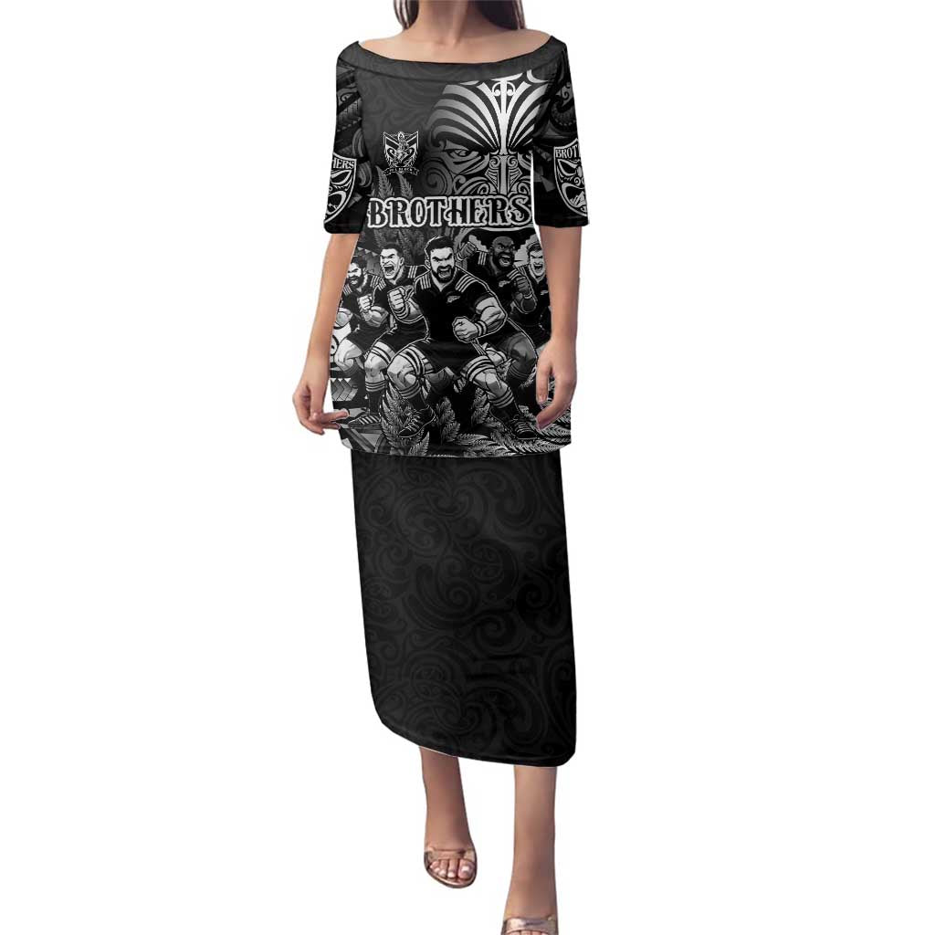 Personalized All Black Brothers Rugby Family Matching Puletasi and Hawaiian Shirt New Zealand Maori Haka DT02 Mom's Dress Black - Polynesian Pride