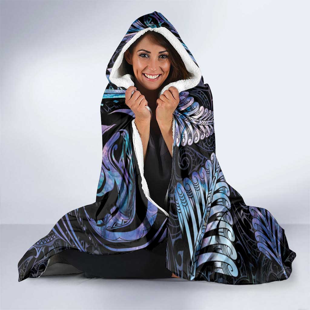 New Zealand Aotearoa Hooded Blanket Maori Hei Manaia Purple Paua Shell