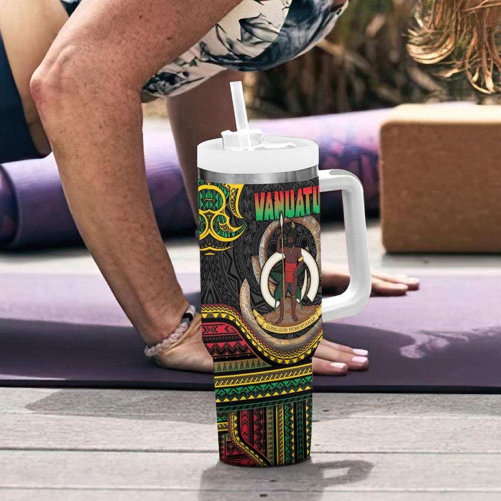 Vanuatu Language Week Tumbler With Handle Boar Tusk Warrior Tribal Floral Pattern