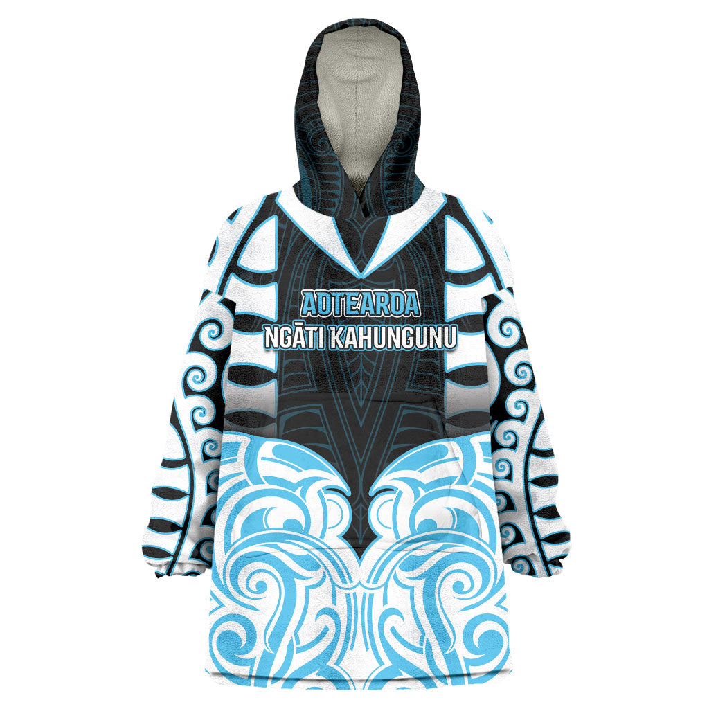 Custom Aotearoa Ngati Kahungunu Wearable Blanket Hoodie New Zealand Traditional Maori Pattern DT05 One Size Blue - Polynesian Pride