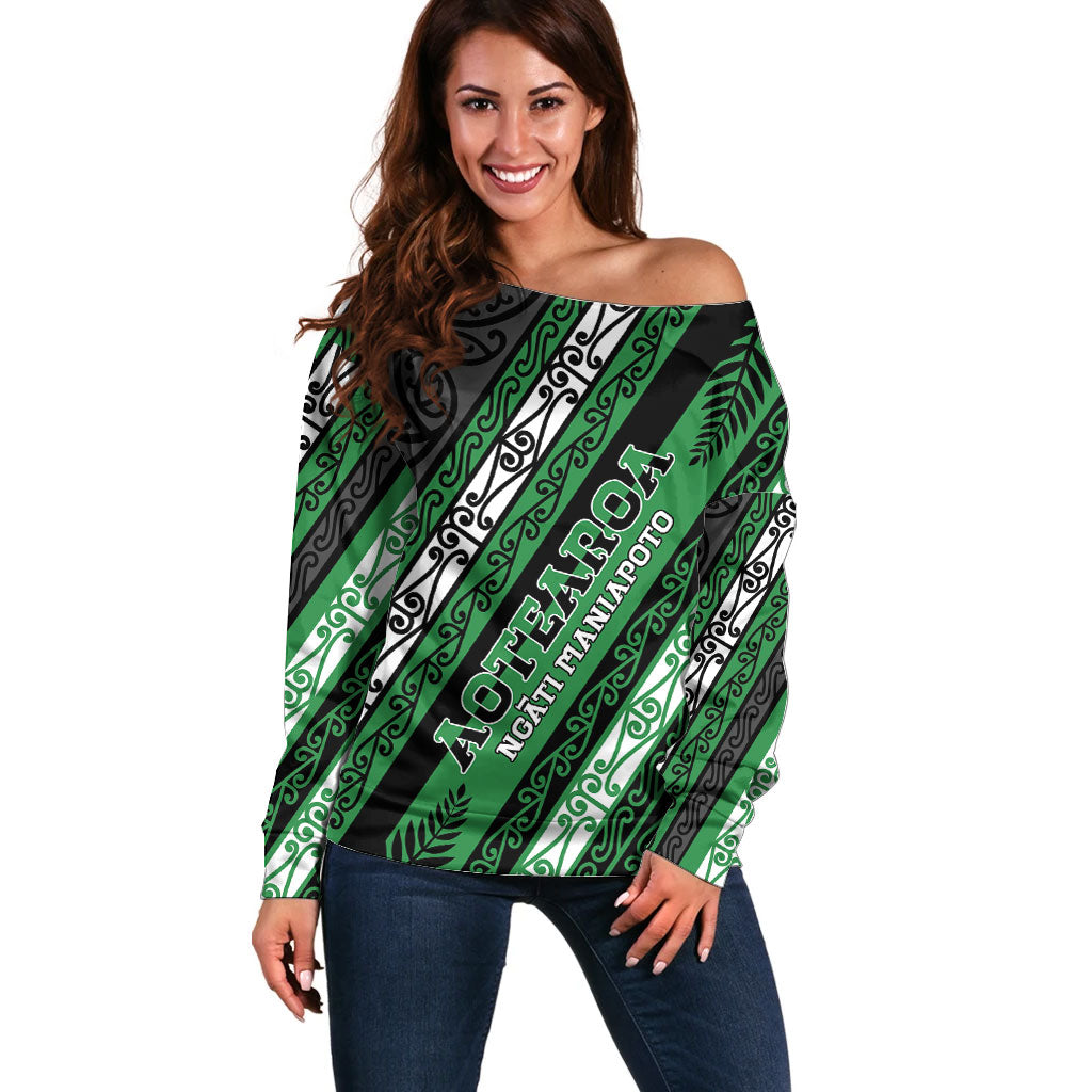 Personalised Aotearoa Ngati Maniapoto Off Shoulder Sweater New Zealand Maori Tribal Fern Pattern DT05 Women Green - Polynesian Pride