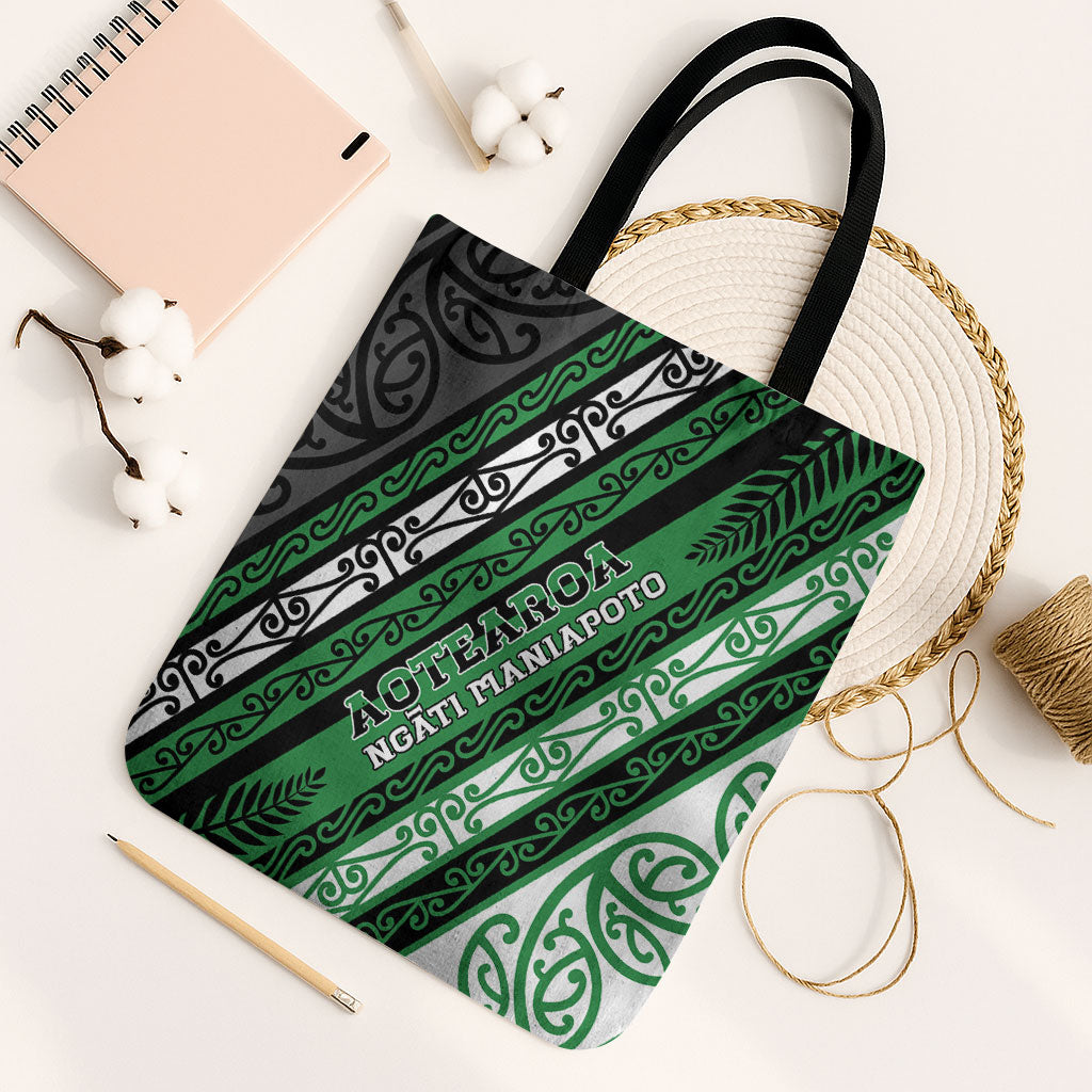 Aotearoa Ngati Maniapoto Tote Bag New Zealand Maori Tribal Fern Pattern DT05 Black Strap One Size Green - Polynesian Pride