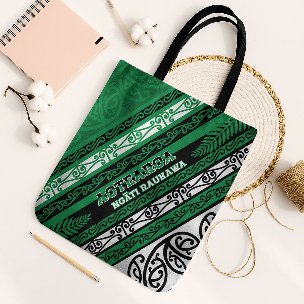 Aotearoa Ngati Raukawa Tote Bag New Zealand Maori Tribal Fern Pattern DT05 Black Strap One Size Green - Polynesian Pride