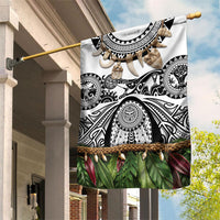 Polynesia Maui White Tattoo Inspired Garden Flag Tropical Leaf Skirt Costume DT05 House Flag White - Polynesian Pride
