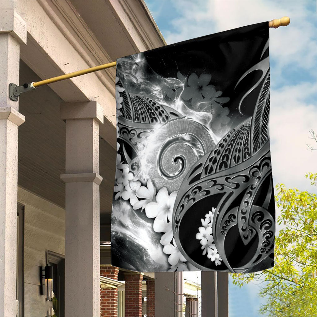 Piko Hawaiian Garden Flag Monochrome Galaxy Spiral Plumeria Tribal Patterns DT05 House Flag Black - Polynesian Pride