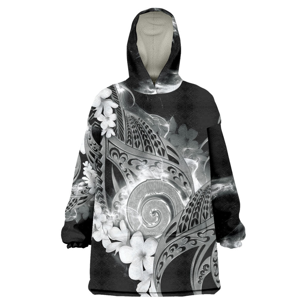 Piko Hawaiian Wearable Blanket Hoodie Monochrome Galaxy Spiral Plumeria Tribal Patterns DT05 One Size Black - Polynesian Pride