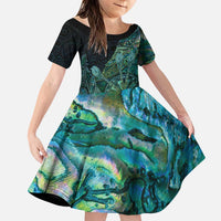 Personalised New Zealand Dart Family Matching Puletasi and Hawaiian Shirt Maori Fern With Paua Shell DT05 Daughter's Dress Green - Polynesian Pride