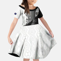 Custom New Zealand Football Family Matching Tank Maxi Dress and Hawaiian Shirt Silver Fern Maori Pattern Monochrome DT05 Daughter's Dress White - Polynesian Pride