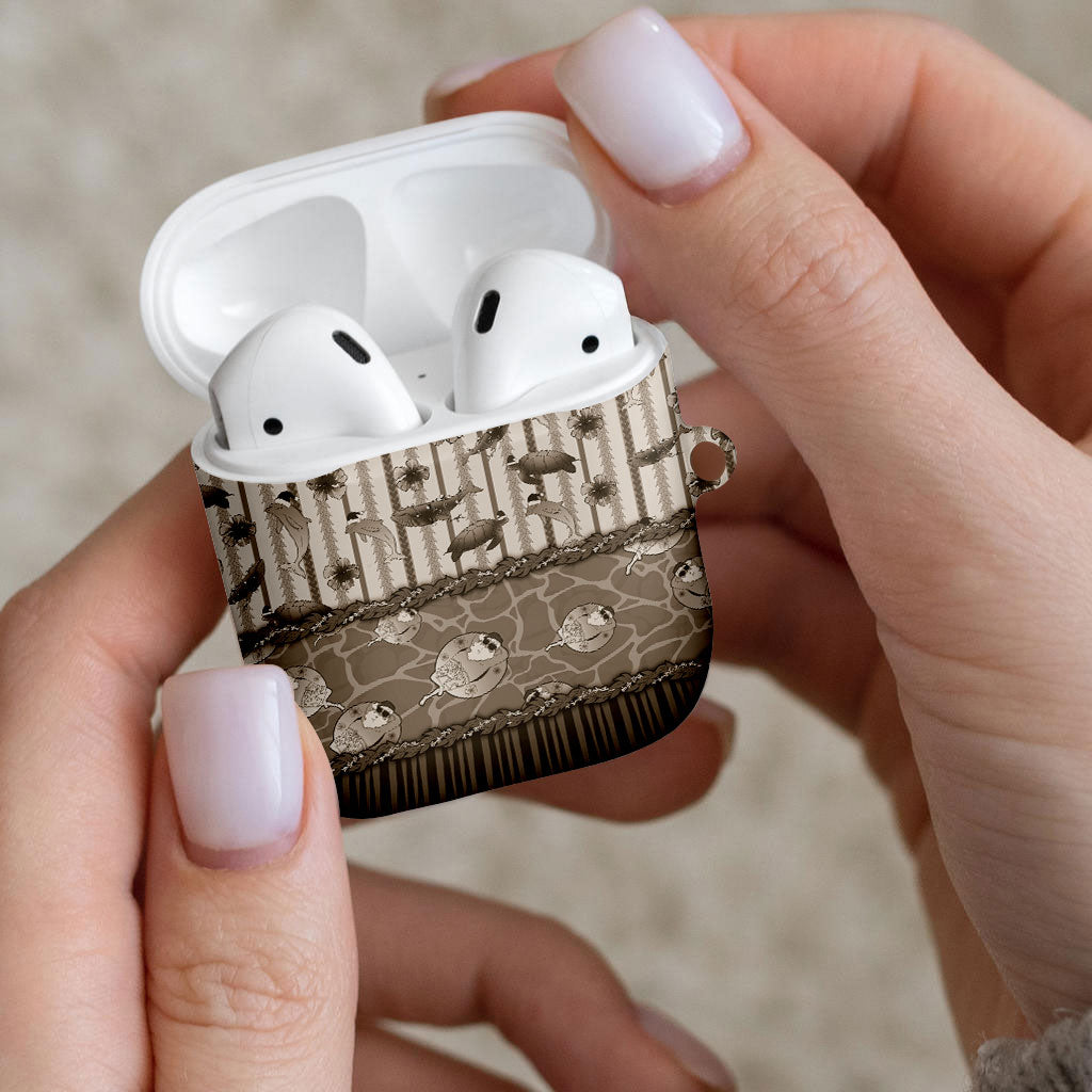 Hawaii Christmas In July AirPods Case Beige Mele Kalikimaka Sea Animals