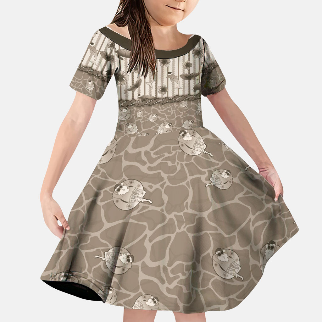 Hawaii Christmas In July Family Matching Off The Shoulder Long Sleeve Dress and Hawaiian Shirt Beige Mele Kalikimaka Sea Animals DT05 Daughter's Dress Beige - Polynesian Pride