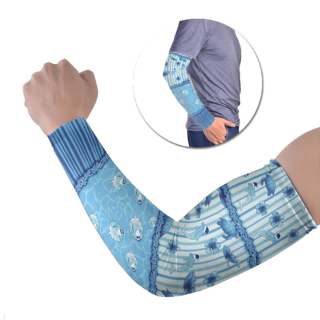 Hawaii Christmas In July Arm Sleeves Sky Blue Mele Kalikimaka Sea Animals