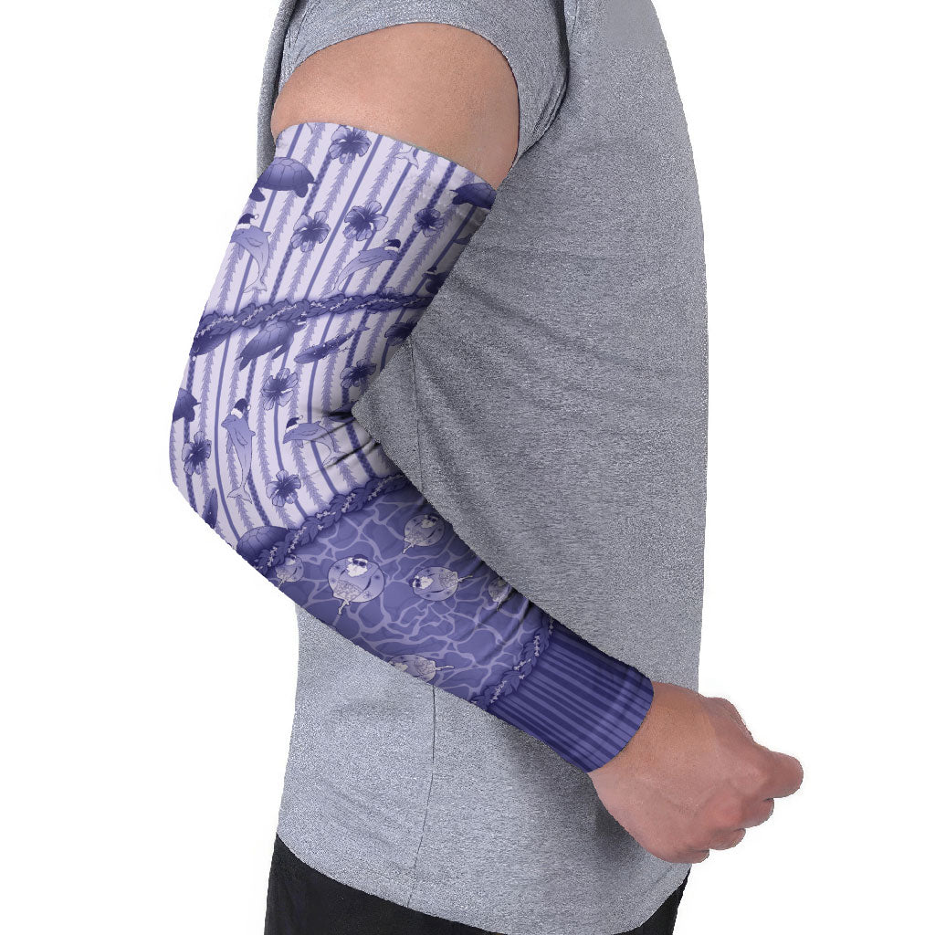 Hawaii Christmas In July Arm Sleeves Amethyst Purple Mele Kalikimaka Sea Animals DT05 - Polynesian Pride