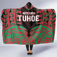 Aotearoa Tuhoe Hooded Blanket Maori Pattern New Zealand DT05 One Size Red - Polynesian Pride