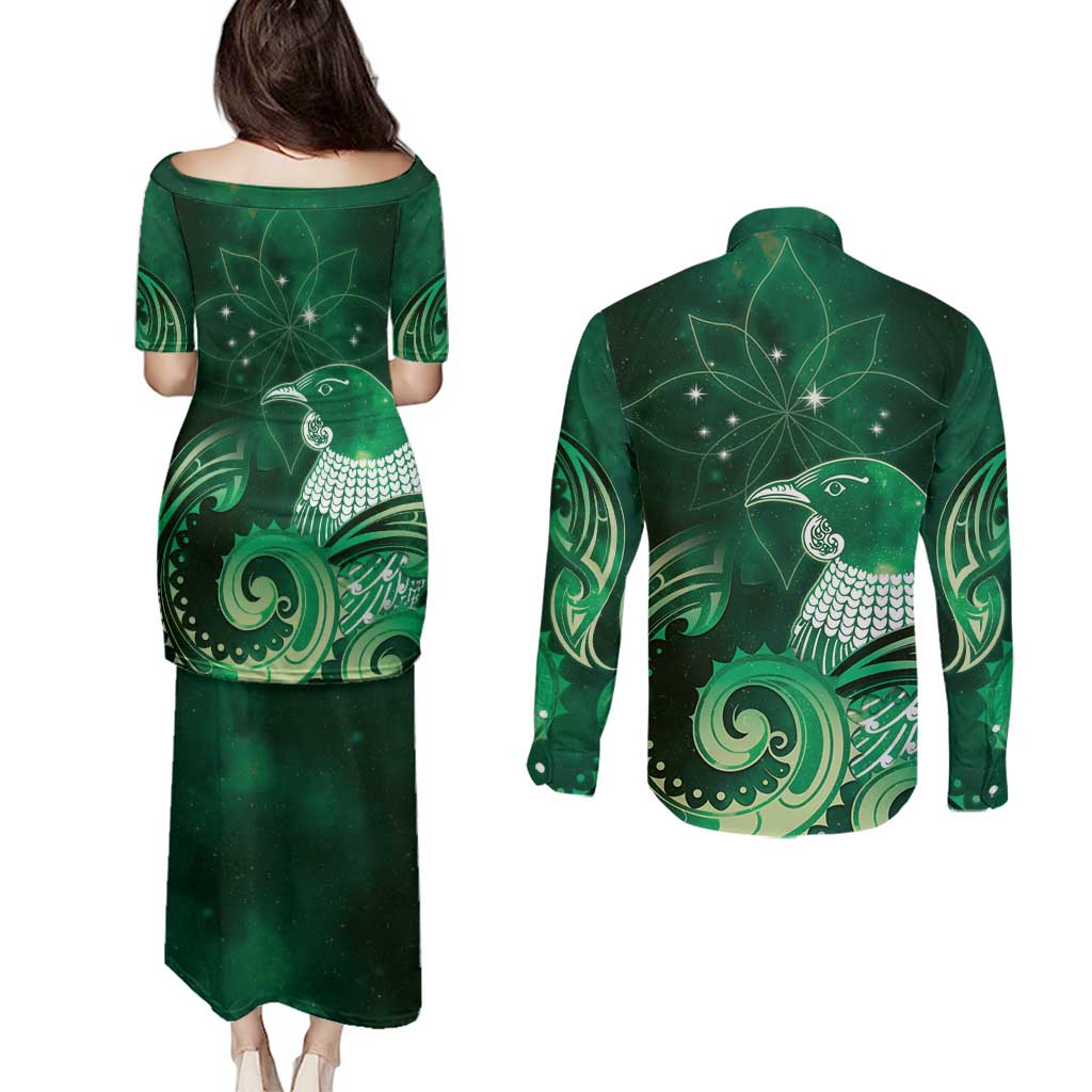 New Zealand Matariki Couples Matching Puletasi and Long Sleeve Button Shirt Maori Tui Bird Green Galaxy DT05 - Polynesian Pride