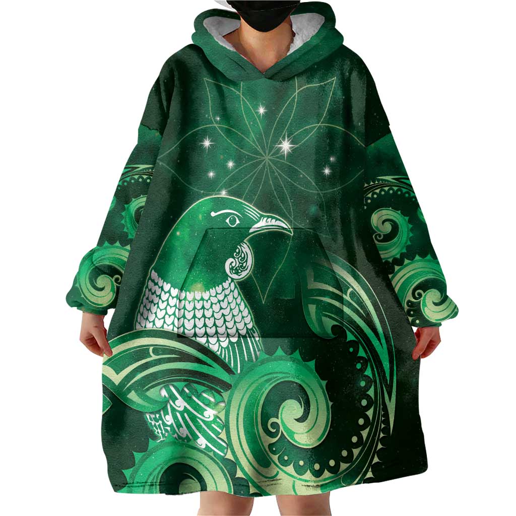 New Zealand Matariki Wearable Blanket Hoodie Maori Tui Bird Green Galaxy DT05 - Polynesian Pride