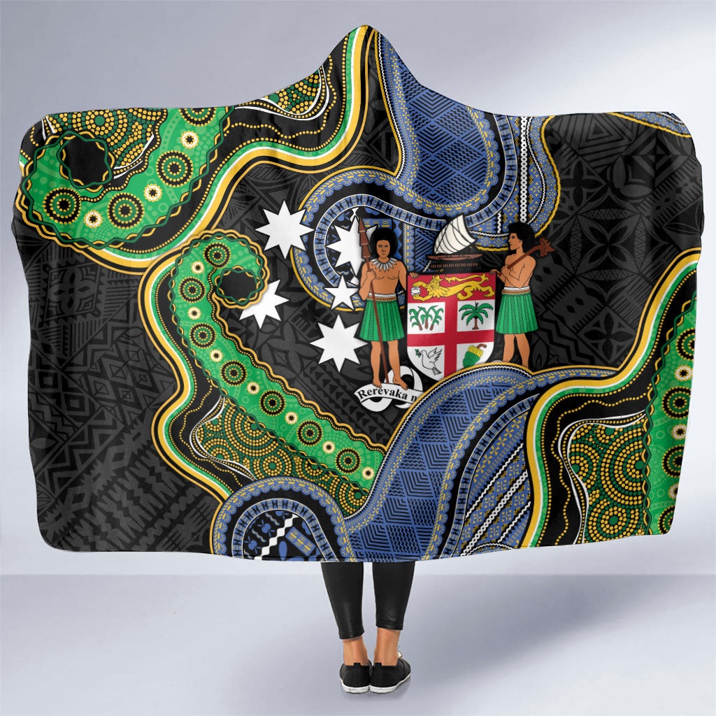 South Sea Islanders And Fiji Hooded Blanket Fijian Coat Of Arms And Southern Cross DT05 One Size Black - Polynesian Pride
