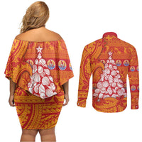 French Polynesia Christmas Couples Matching Off Shoulder Short Dress and Long Sleeve Button Shirt Seashell Xmas Tree Tribal Waves - Polynesian Pride