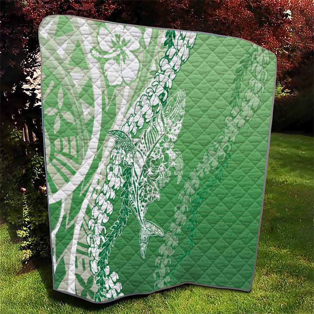 Hawaii Puakenikeni And Maile Lei Quilt Green Polynesian Shark Tattoo DT05 - Polynesian Pride