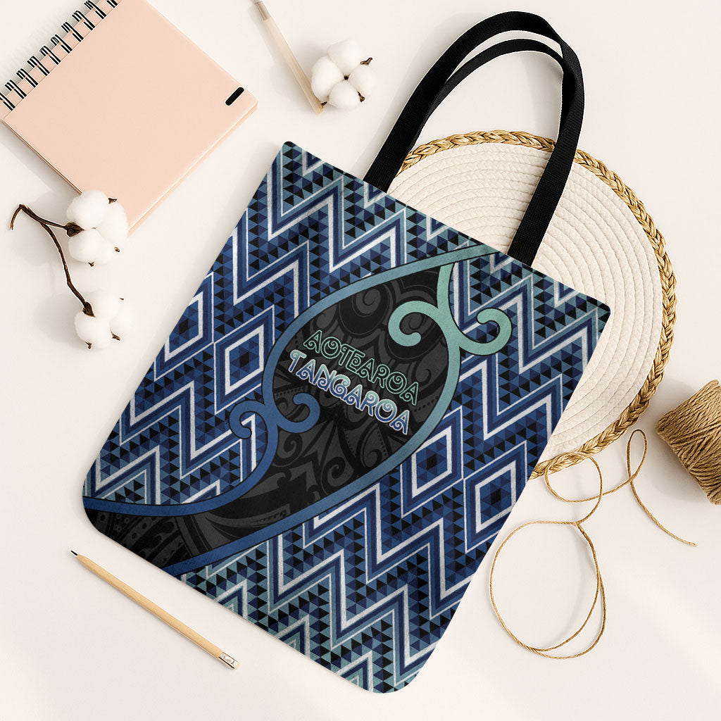 Aotearoa Atua Tangaroa Tote Bag God Of Ocean Koru Patterns DT05 Black Strap One Size Navy - Polynesian Pride