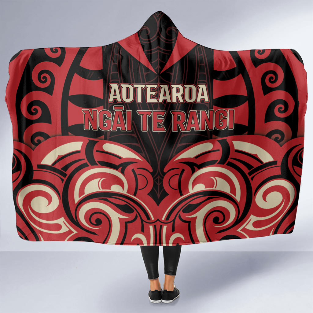 Aotearoa Ngai Te Rangi Hooded Blanket New Zealand Traditional Maori Pattern DT05 One Size Red - Polynesian Pride