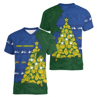 Solomon Islands Christmas Women V-Neck T-Shirt Seashell Xmas Tree Tribal Waves - Polynesian Pride