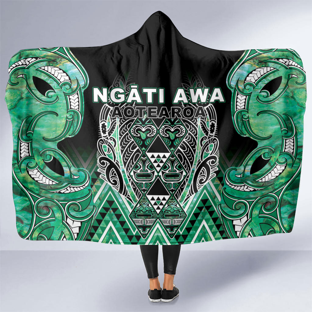 Aotearoa Ngati Awa Hooded Blanket Maori Tribal Green Marble Paua Shell Pattern