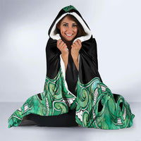 Aotearoa Ngati Awa Hooded Blanket Maori Tribal Green Marble Paua Shell Pattern DT05 - Polynesian Pride