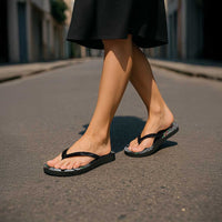 Fiji Hibiscus Flip Flops Tapa Masi Motifs with Tropical Plants LT03 - Polynesian Pride
