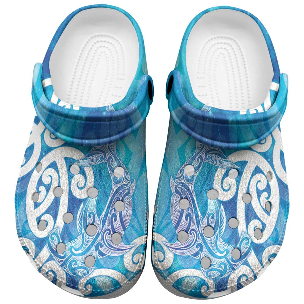 Hammerhead Shark Tattoo New Zealand Clogs Shoes Maori Galaxy Mangopare Pattern LT14 Turquoise - Polynesian Pride
