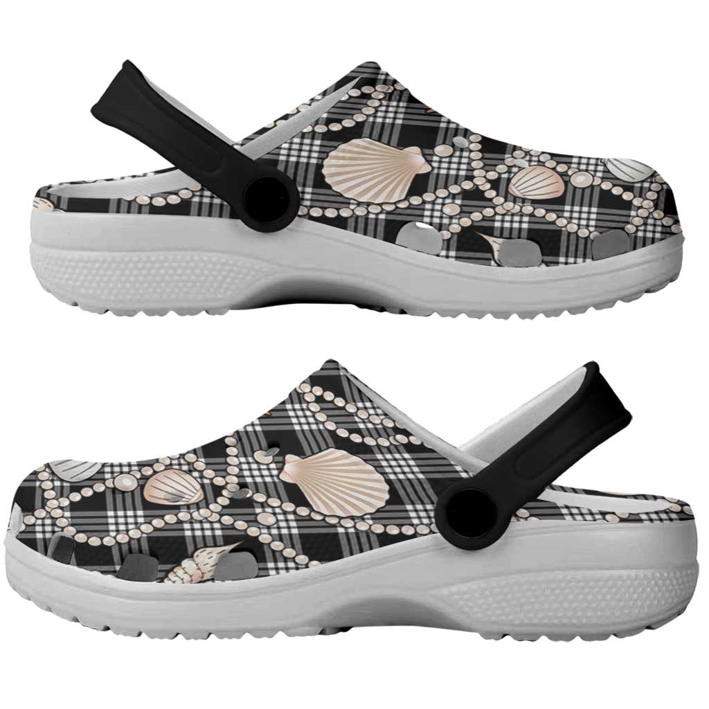 Hawaiian Ocean Seashells Clogs Shoes Black Palaka Pattern