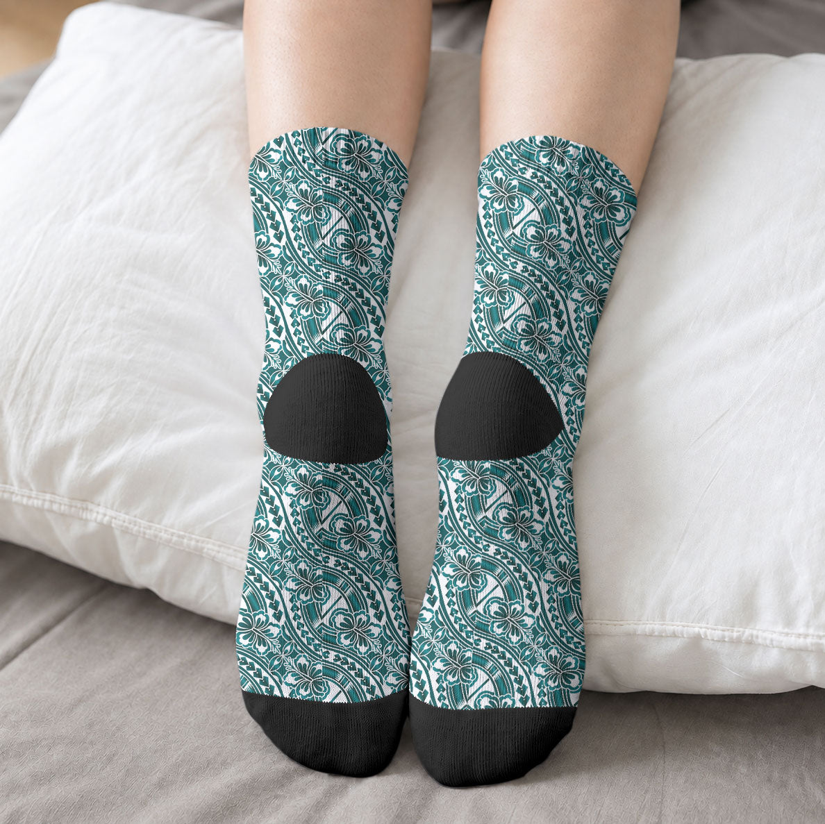 Hibiscus Bloom Island Tribal Waves Crew Socks Teal Polynesian Pattern LT01 - Polynesian Pride