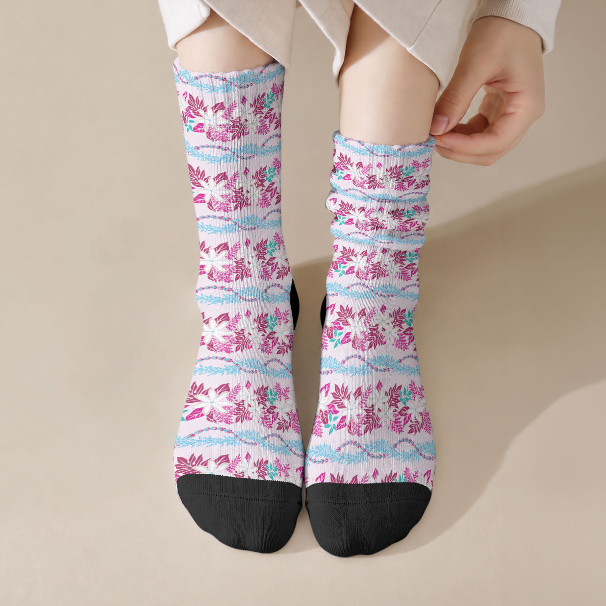 Monstera Tiare Plumeria Lei Pattern Crew Socks Pink Version