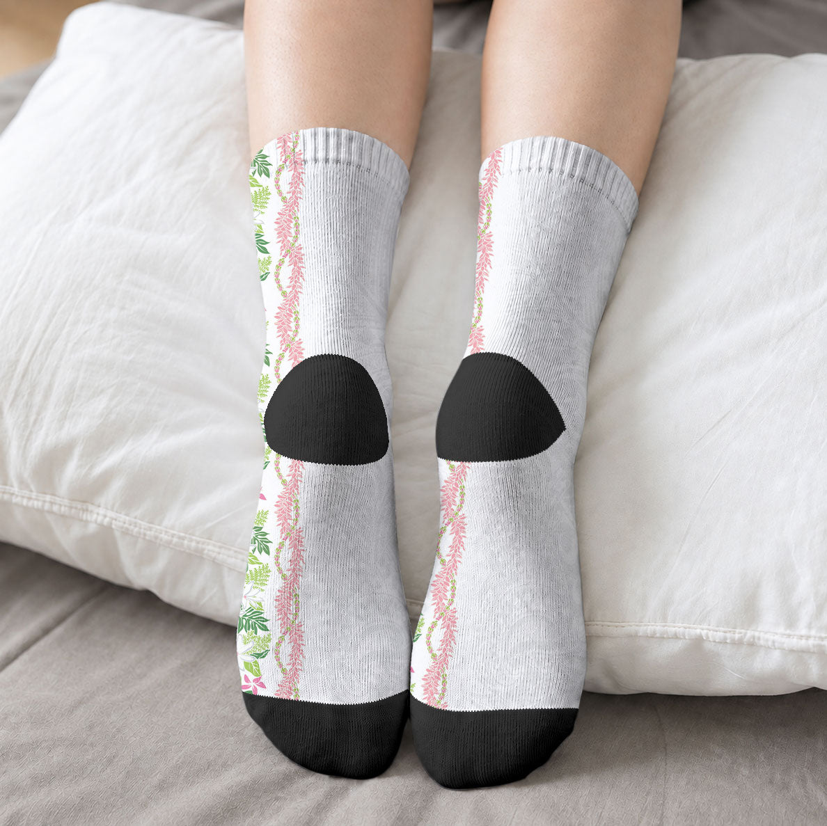 Monstera Tiare Plumeria Crew Socks Green Polynesian Pattern LT01 - Polynesian Pride