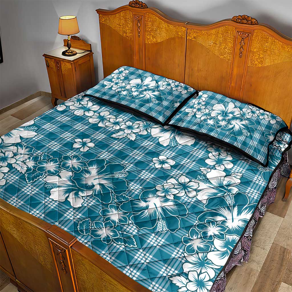 Hibiscus Pakala Ocean Depths Blue Quilt Bed Set Tropical Floral Stylized LT01 - Polynesian Pride