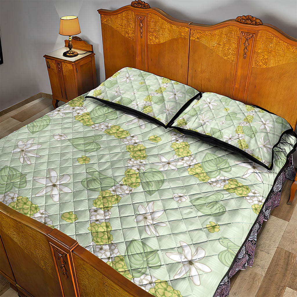 Hawaii Anthurium Tiare Pikake Lei Quilt Bed Set Sage Green Lauhala Art Pattern