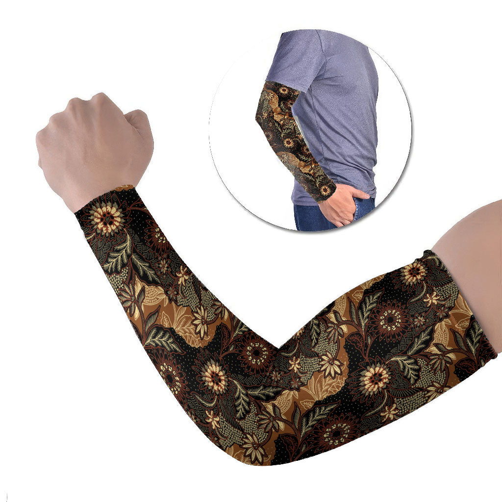 Batik Pedalaman Semen Lereng Style Arm Sleeves Indonesian Traditional Pattern LT01 Set of 2 Black - Polynesian Pride