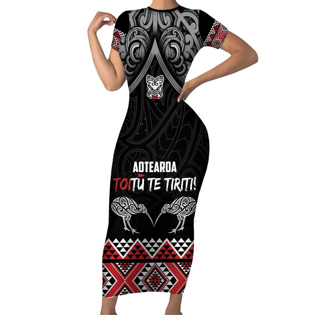 Aotearoa Toitu Te Tiriti Waitangi Family Matching Short Sleeve Bodycon Dress and Hawaiian Shirt Proud To Be Maori LT01 Mom's Dress Black - Polynesian Pride